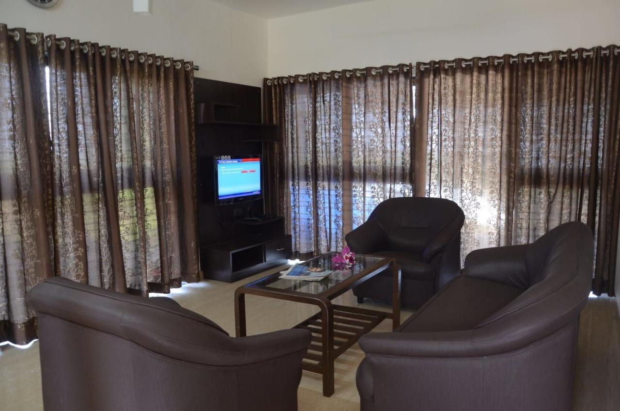 Suryamala Bunglows Villa Mahābaleshwar Esterno foto