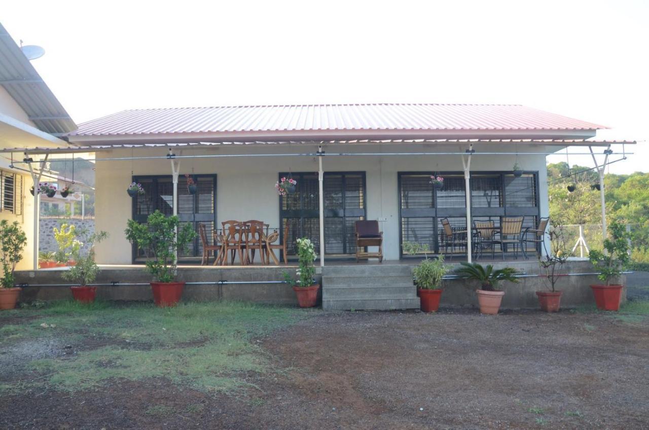 Suryamala Bunglows Villa Mahābaleshwar Esterno foto